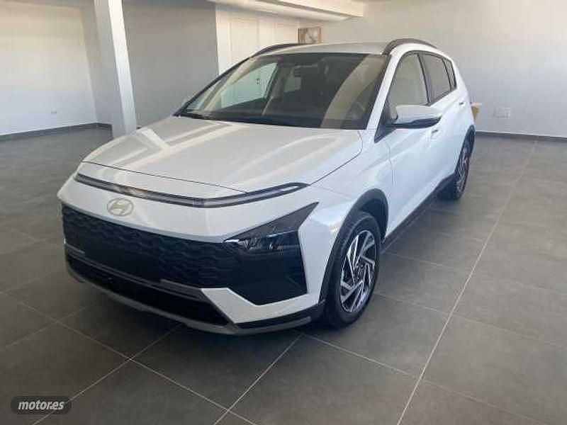 Polar white/phantom black Nuevo 2025 Hyundai Bayon SUV | 21.700 € (Un poco caro) - Imagen 1/4