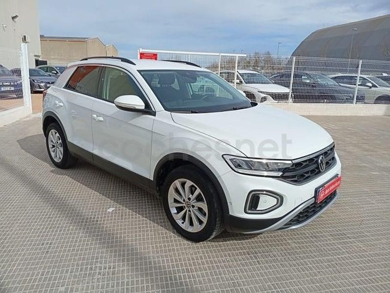 Usado VW T-Roc Life 150 CV (110 kW) 2023 Blanco SUV