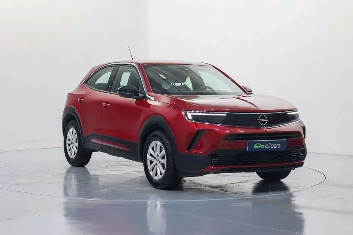 Usado Opel Mokka Edition 101 HP (74 kW) 2023 Vermelho SUV