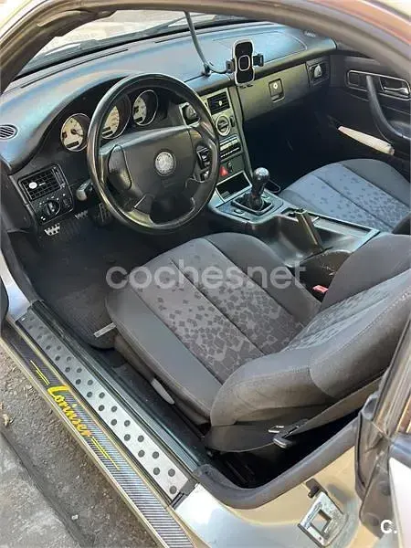 Usado Mercedes SLK200 136 CV (100 kW) 1998 Gris / plata Descapotable