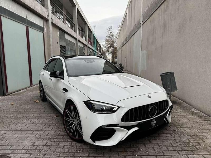 Usado Mercedes C63 AMG AMG 680 CV (500 kW) 2024 Blanco Familiar