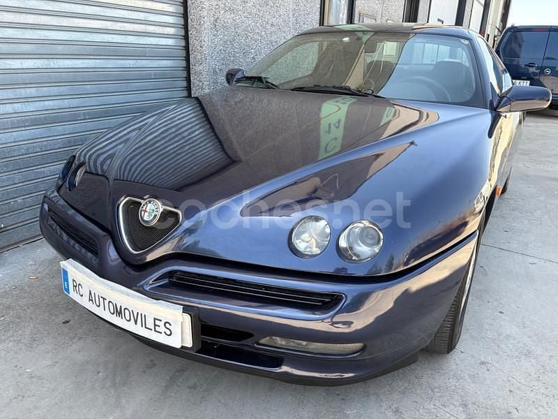 Azul Usado 1998 Alfa Romeo GTV Coupe | 7899 € - Imagen 1/4