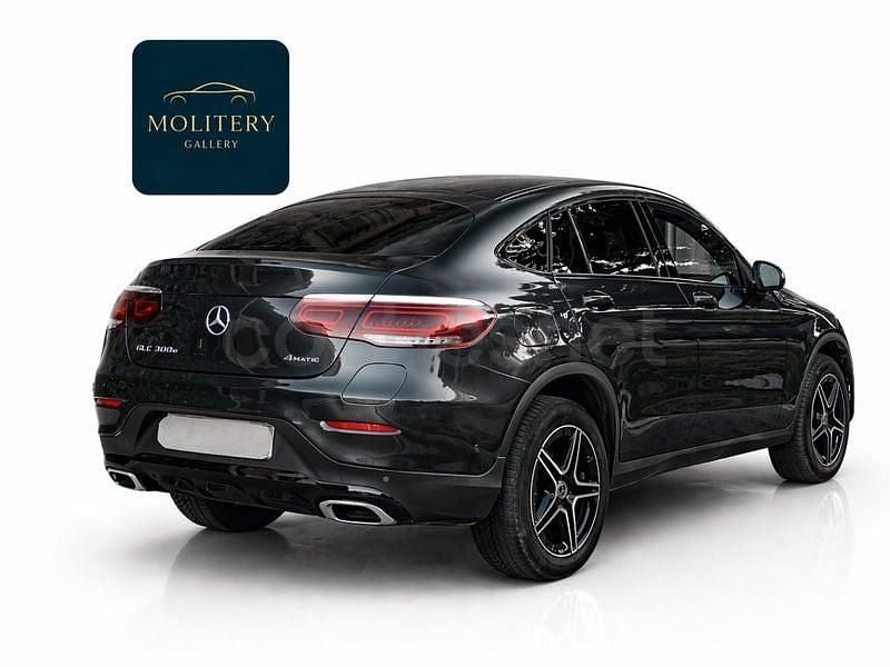 Usado Mercedes GLC300e 320 CV (235 kW) 2020 Gris / plata Coupe