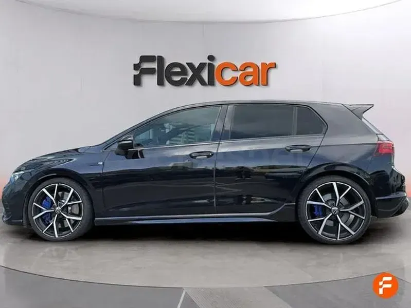 Usado VW Golf VIII R 320 CV (235 kW) 2021 Negro Berlina