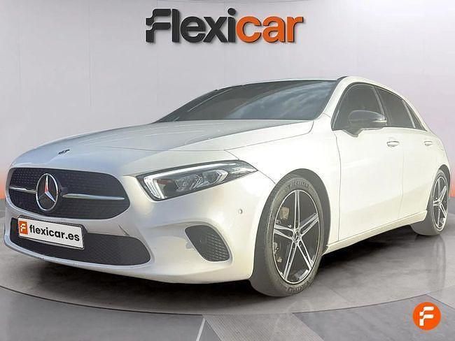 Usado Mercedes A180 116 CV (85 kW) 2019 Blanco Berlina