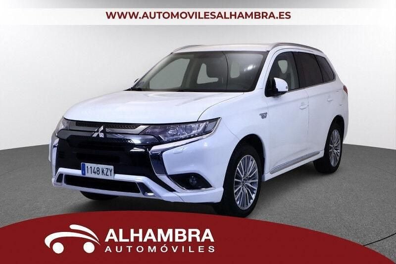 Blanco Usado 2019 Mitsubishi Outlander P-HEV Motion SUV | 21.810 € (Precio justo) - Imagen 1/4