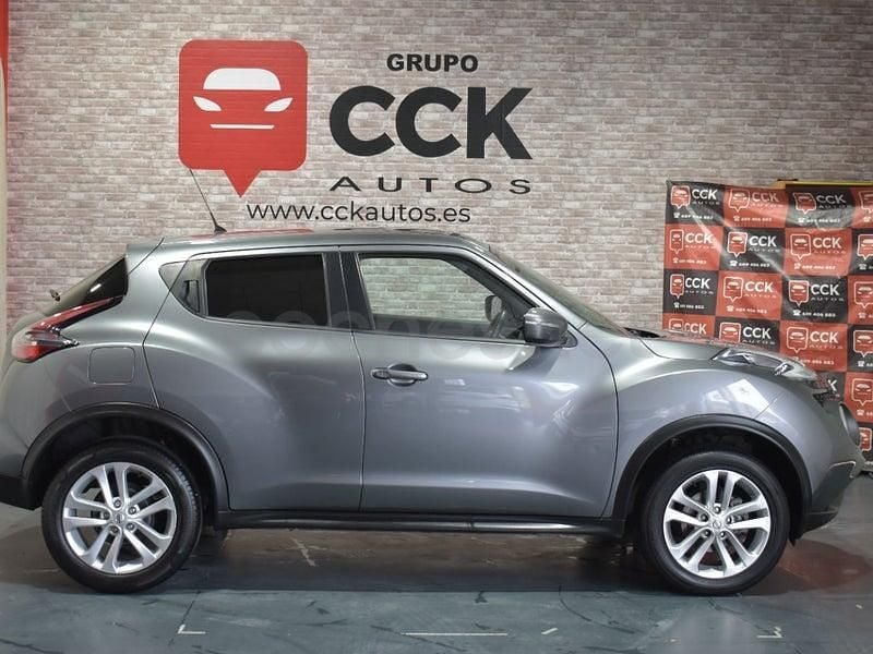 Usado Nissan Juke Premium Edition 117 CV (86 kW) 2012 Gris / plata SUV