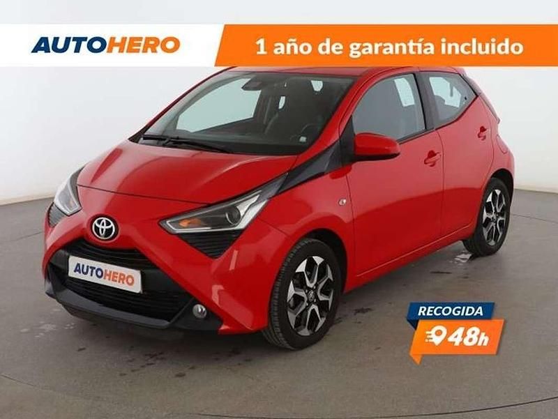 Rojo Usado 2018 Toyota Aygo X-play Utilitario | 12.099 € (Precio justo) - Imagen 1/3