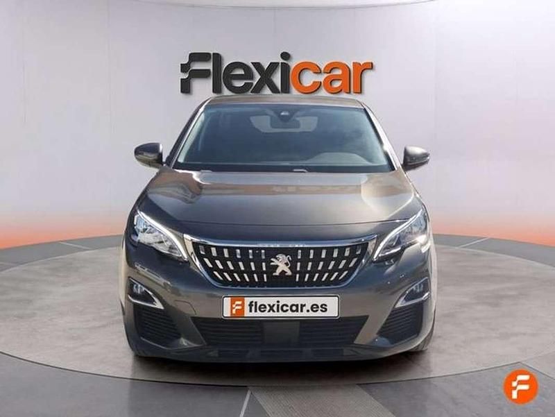 Usado Peugeot 3008 Access 131 CV (96 kW) 2020 Gris SUV