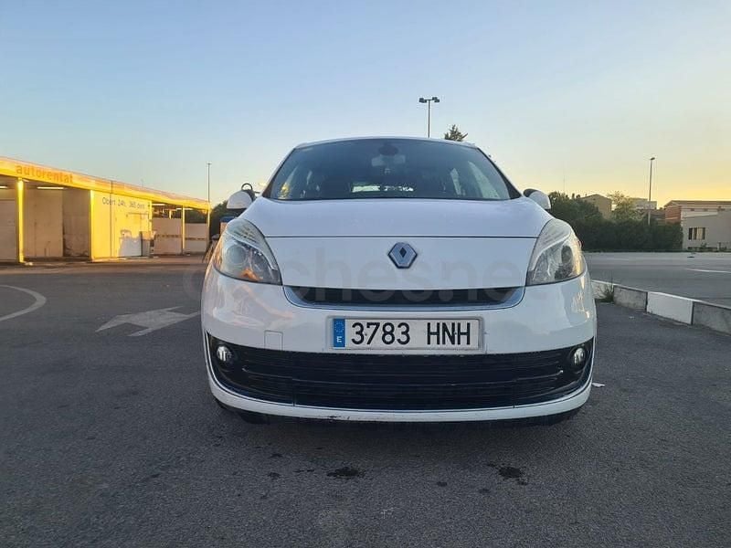 Usado Renault Grand Scénic III Expression 110 CV (80 kW) 2013 Blanco Monovolumen