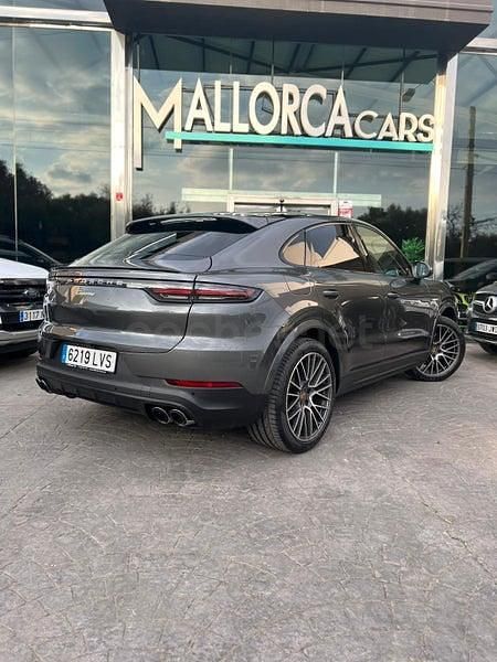 Usado Porsche Cayenne 462 CV (339 kW) 2021 Gris / plata SUV