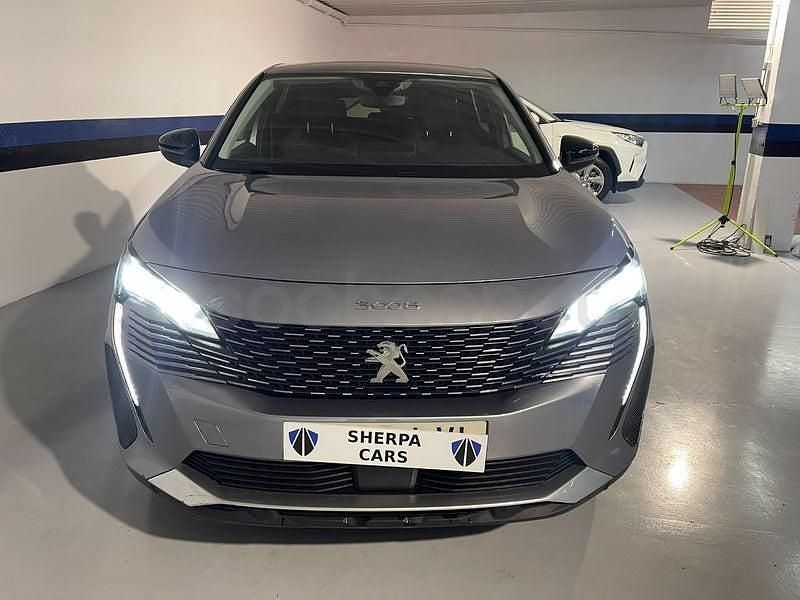 Usado Peugeot 3008 Allure 225 CV (165 kW) 2022 Gris / plata SUV