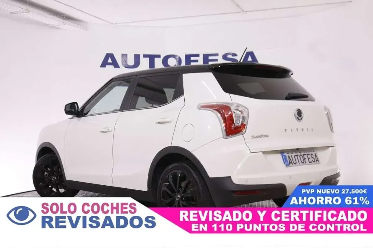 Usado SsangYong Tivoli Limited 128 CV (94 kW) 2017 Blanco SUV