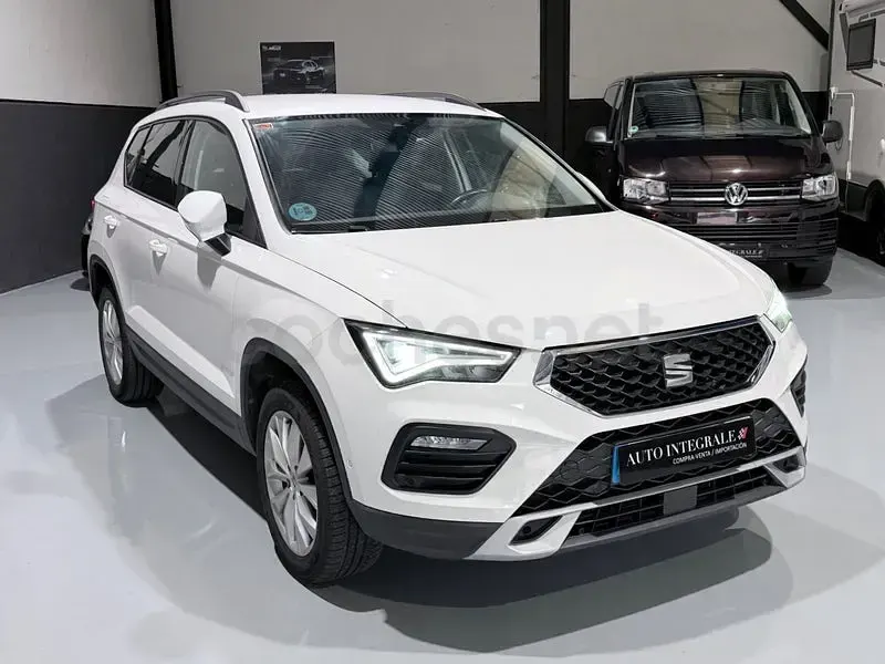 Usado Seat Ateca Style 150 CV (110 kW) 2021 Blanco SUV