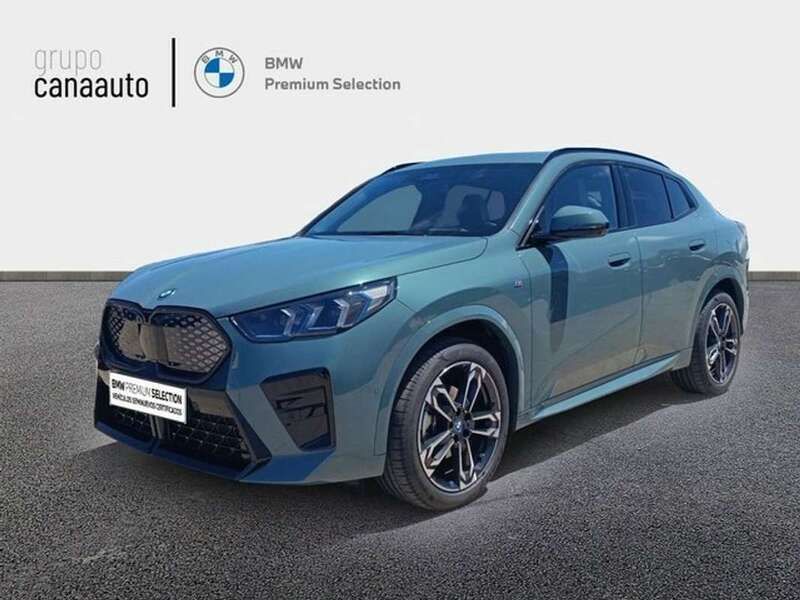 Verde Usado 2024 BMW iX2 Comfort Edition SUV | 40.900 € (Super precio) - Imagen 1/4
