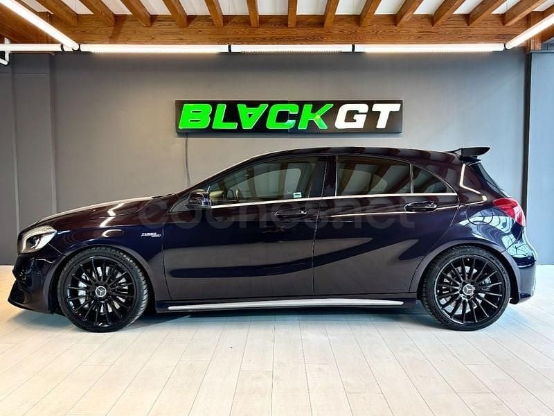 Usado Mercedes A45 AMG 381 CV (280 kW) 2016 Violeta / lila Berlina