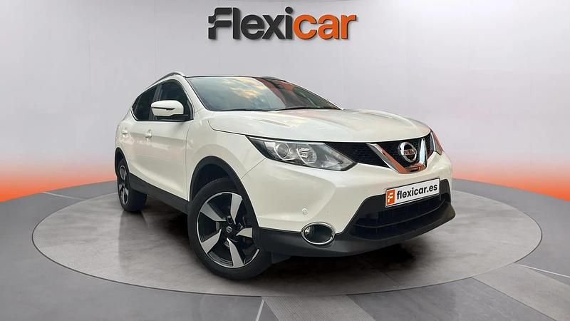 Usado Nissan Qashqai Visia 131 CV (96 kW) 2017 Blanco SUV