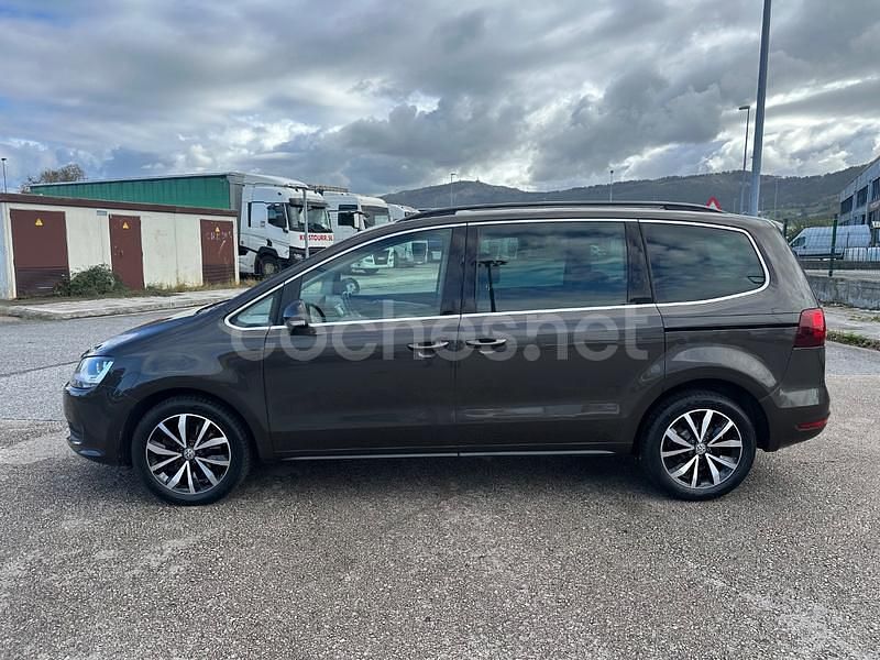 Usado VW Sharan Edition 150 CV (110 kW) 2016 Beige Monovolumen
