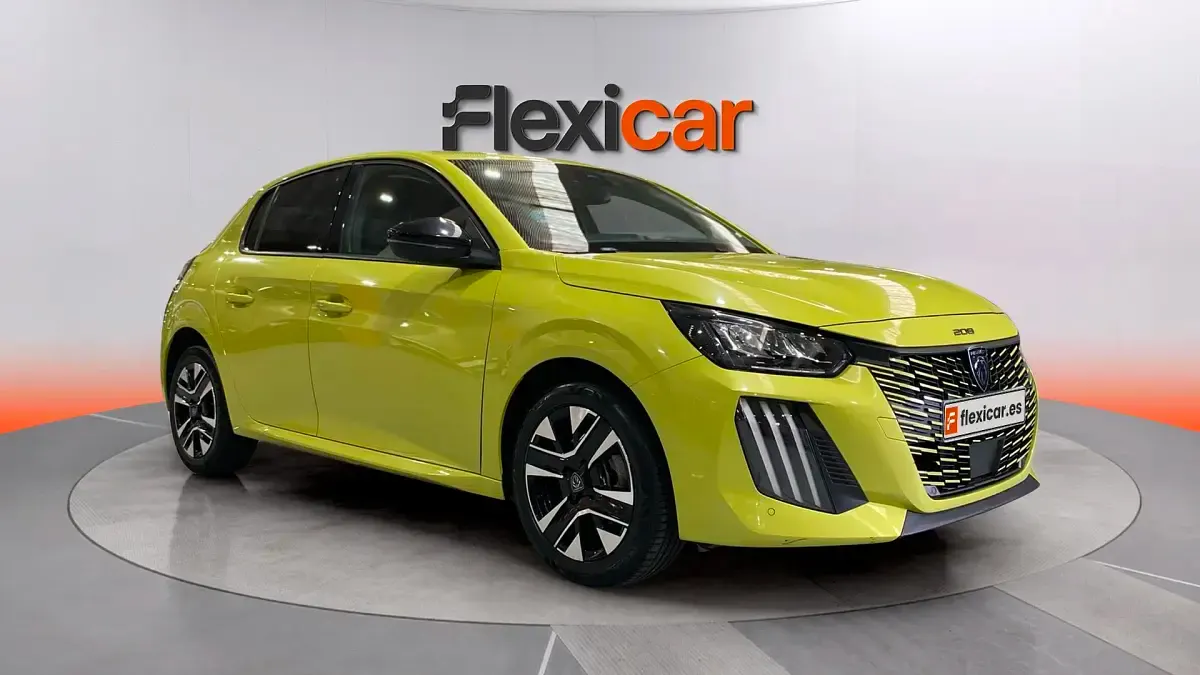 Käytetty Peugeot 208 Allure 101 HP (74 kW) 2025 Viistoperä