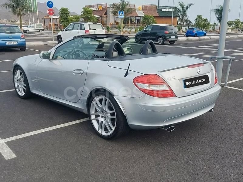 Gris / plata Usado 2010 Mercedes SLK200 Edition Descapotable | 16.500 € (Precio justo) - Imagen 1/4