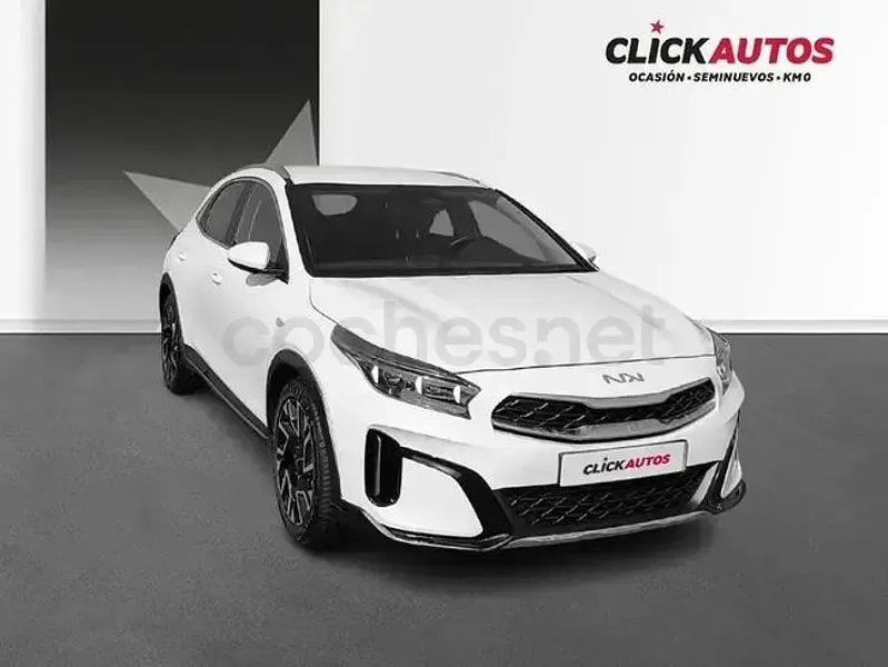 Usado Kia XCeed 100 CV (73 kW) 2024 Blanco SUV