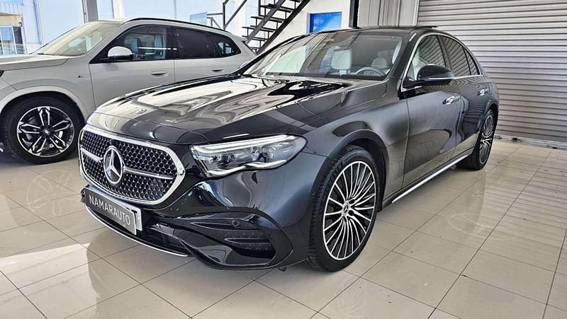 Negro Usado 2024 Mercedes E300 Berlina | 67.800 € - Imagen 1/4