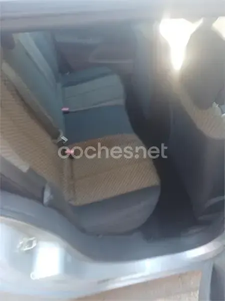 Usado Renault Mégane Dynamique 115 CV (84 kW) 2005 Gris / plata Berlina