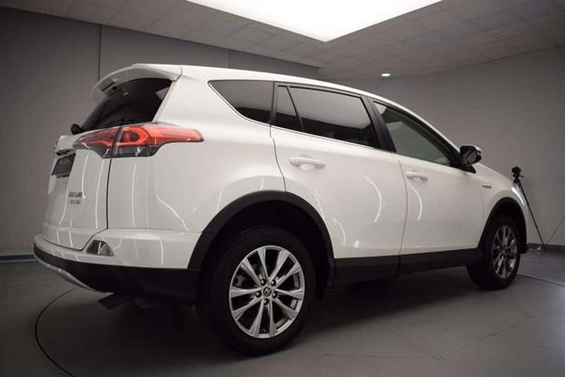 Usado Toyota RAV4 Hybrid 197 CV (144 kW) 2018 Blanco SUV