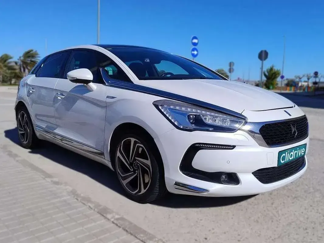 Usado DS Automobiles DS5 Style 150 CV (110 kW) 2015 Blanco Utilitario