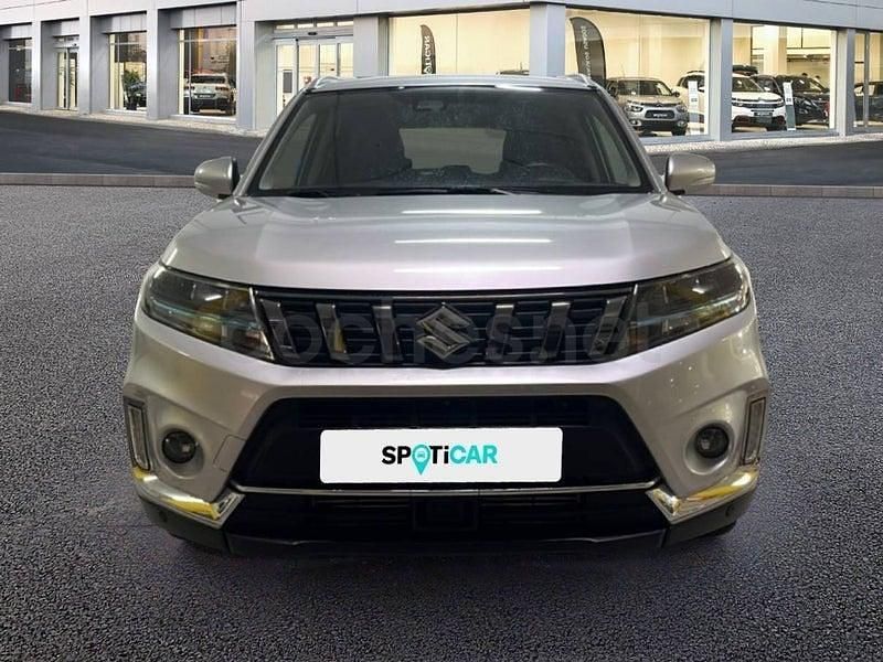 Usado Suzuki Vitara 129 CV (94 kW) 2021 Gris / plata SUV