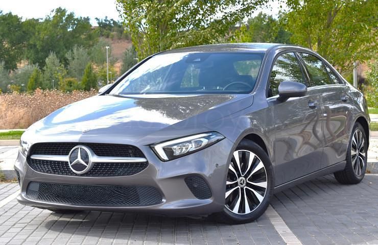 Usado Mercedes A180 Progressive 136 CV (100 kW) 2020 Blanco Berlina