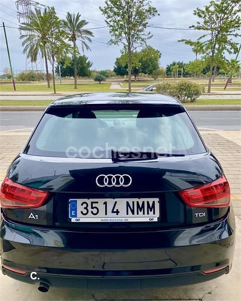 Usado Audi A1 Attraction 90 CV (66 kW) 2016 Negro Utilitario
