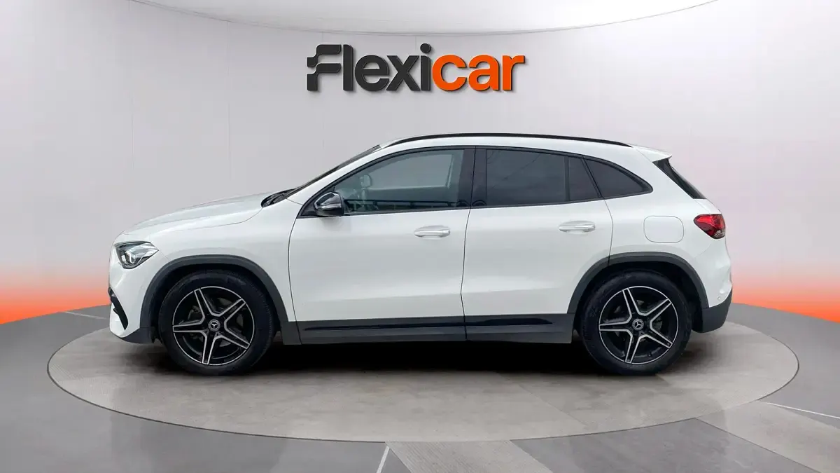 Usado Mercedes GLA200 150 CV (110 kW) 2020 Blanco SUV