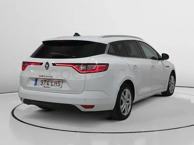 Usado Renault Mégane GrandTour Business 115 CV (84 kW) 2020 Blanco Familiar