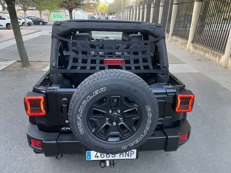 Usado Jeep Wrangler Unlimited 200 CV (147 kW) 2013 Negro SUV