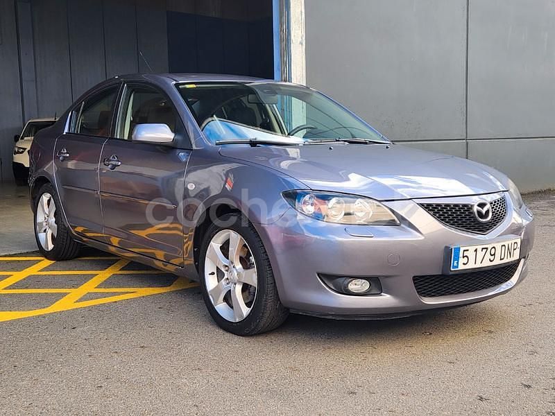 Gris / plata Usado 2006 Mazda 3 Sportive Berlina | 4990 € (Buen precio) - Imagen 1/4