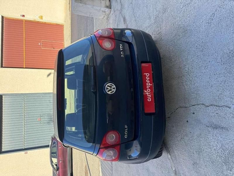 Usado VW Golf IV Highline 140 CV (102 kW) 2006 Gris Utilitario