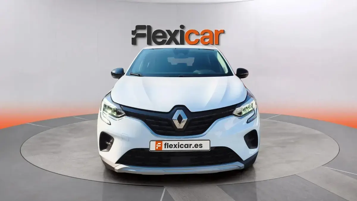 Usado Renault Captur Equilibre 100 CV (73 kW) 2023 Blanco SUV