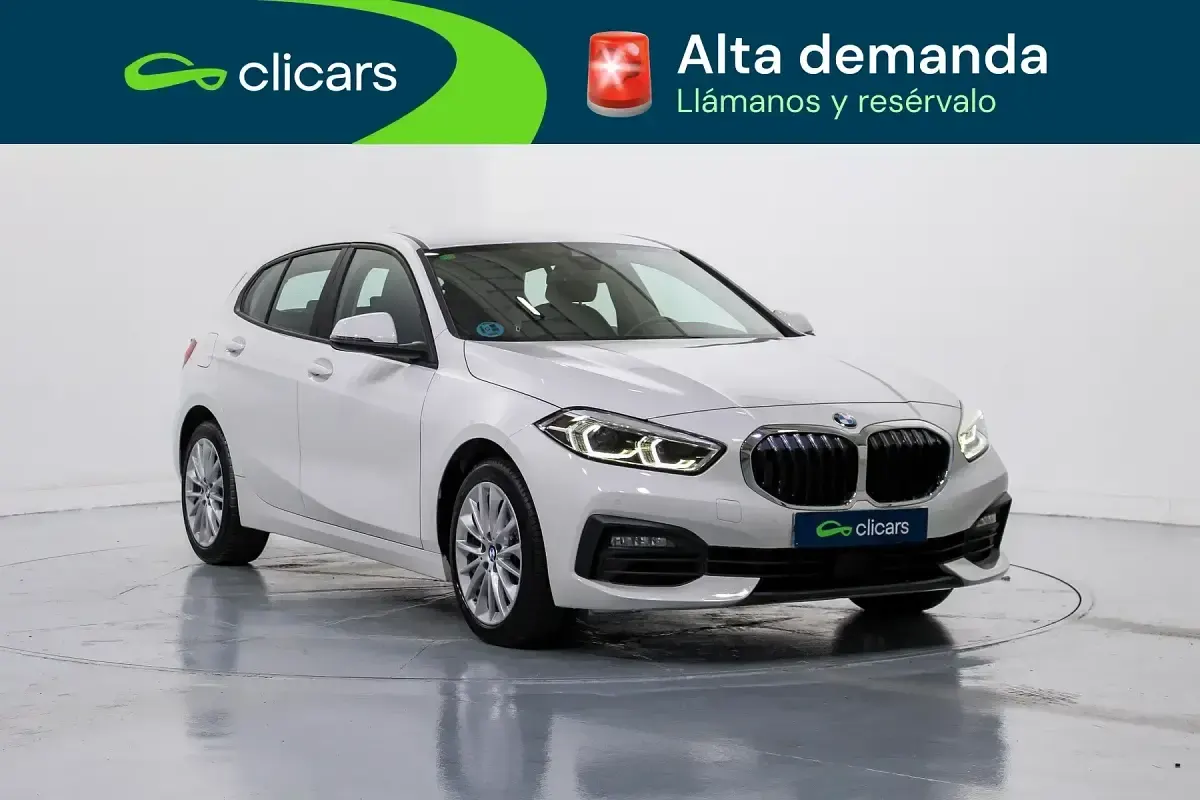 Usado BMW 118 Advantage 150 CV (110 kW) 2020 Blanco Berlina