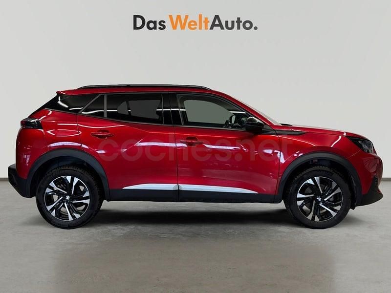 Usado Peugeot 2008 Allure 130 CV (95 kW) 2022 Rojo SUV