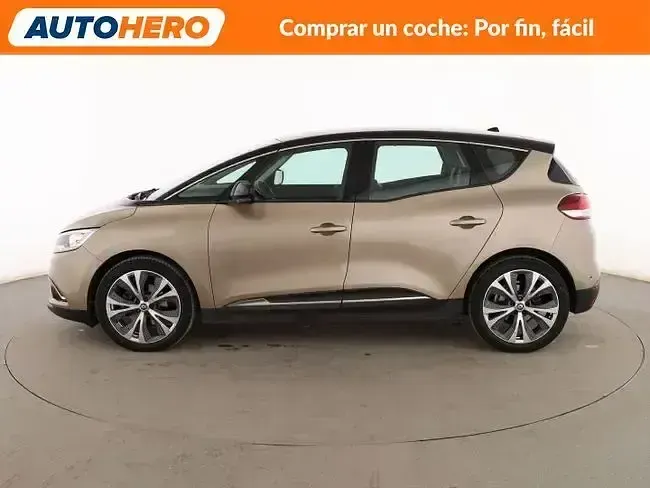 Usado Renault Scénic Zen 132 CV (97 kW) 2017 Amarillo Monovolumen