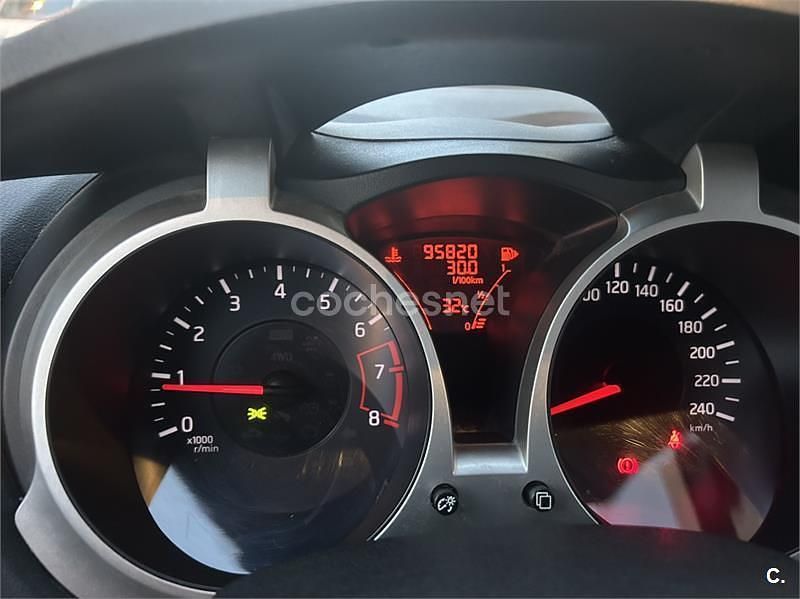 Usado Nissan Juke Tekna 117 CV (86 kW) 2014 Negro SUV