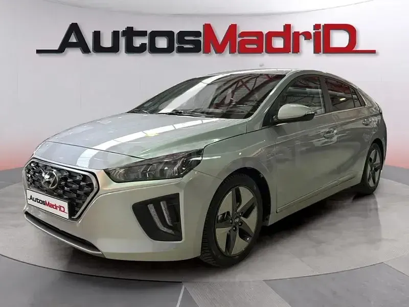 Usado Hyundai Ioniq 141 CV (103 kW) 2020 Gris / plata Utilitario