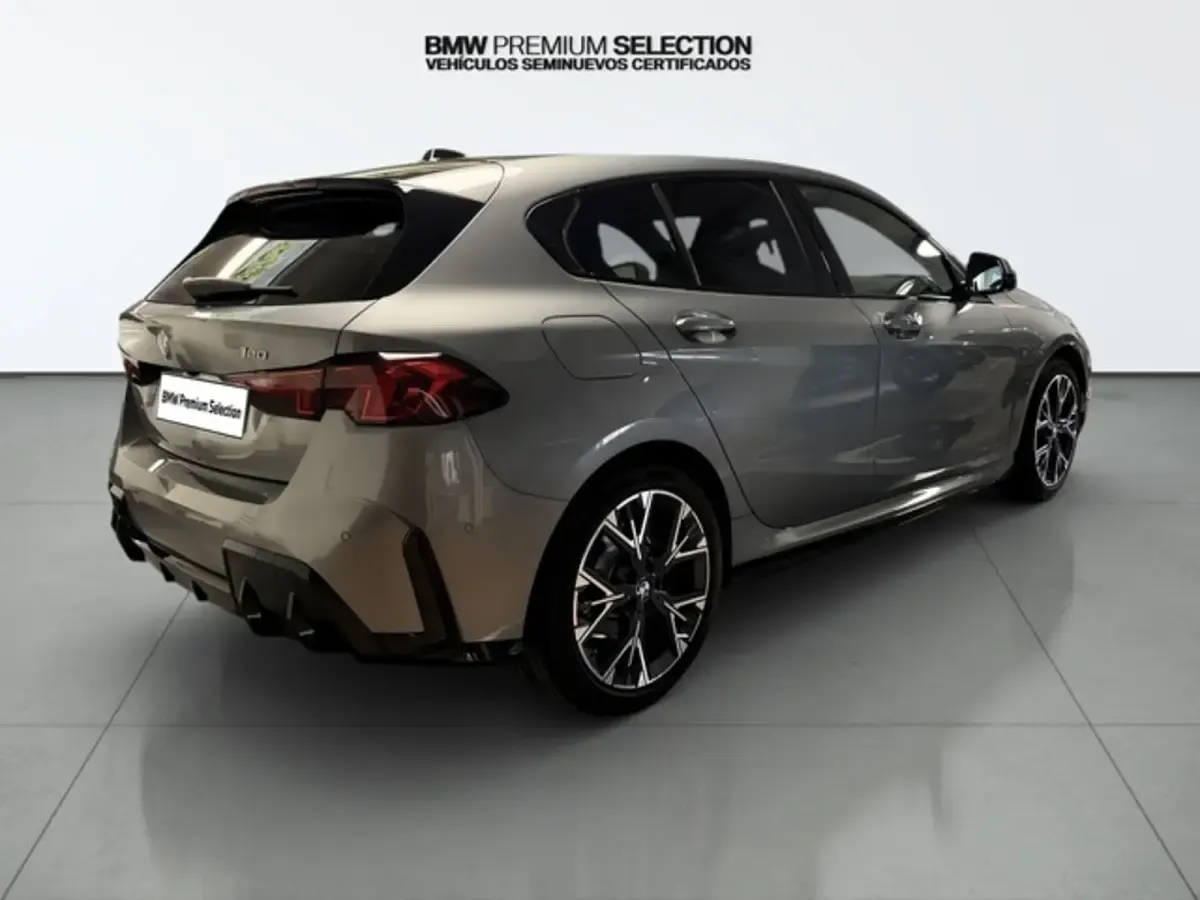 Usado BMW 120 Comfort Edition 170 CV (125 kW) 2024 Gris