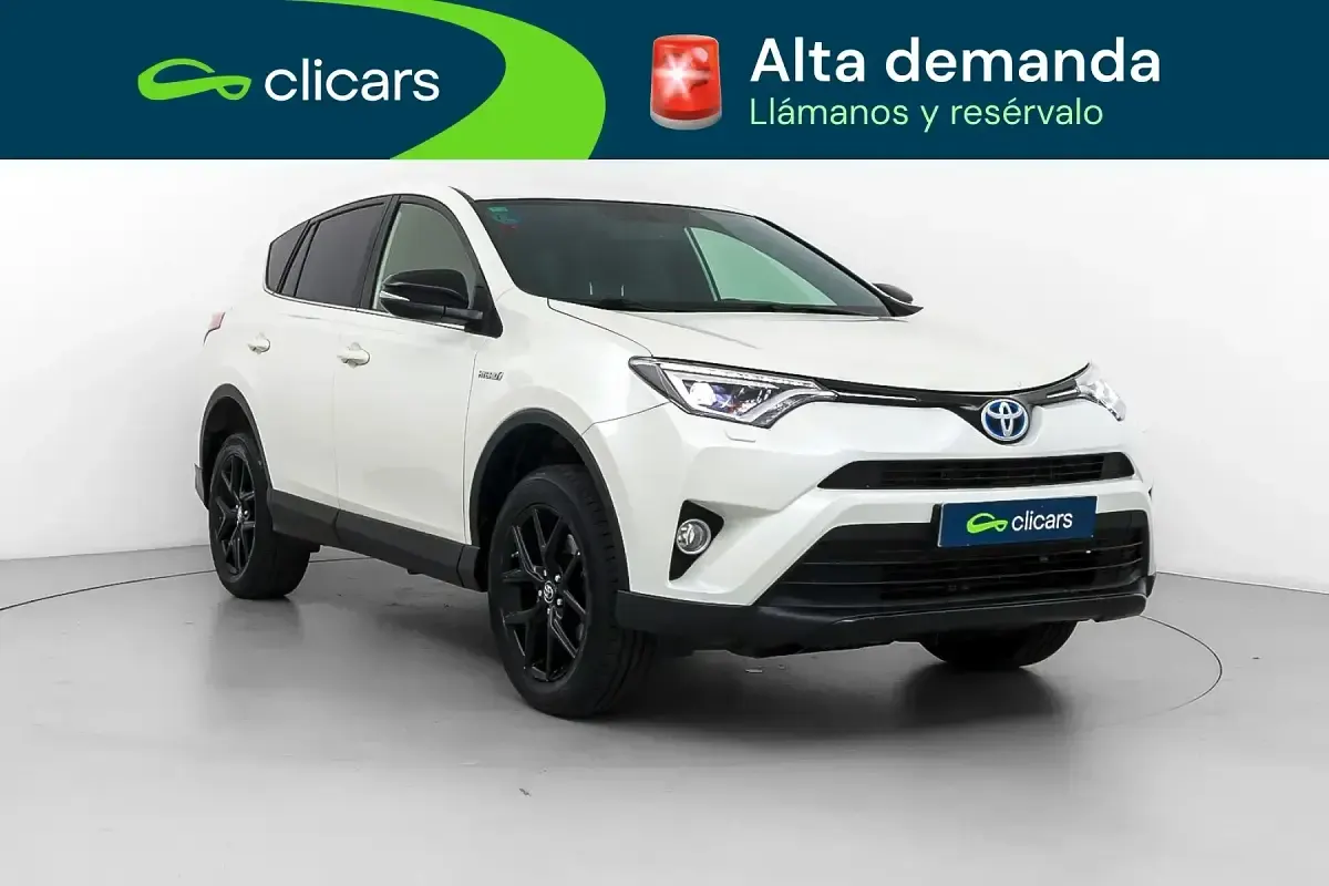 Usado Toyota RAV4 Hybrid Advance 197 CV (144 kW) 2018 Blanco SUV