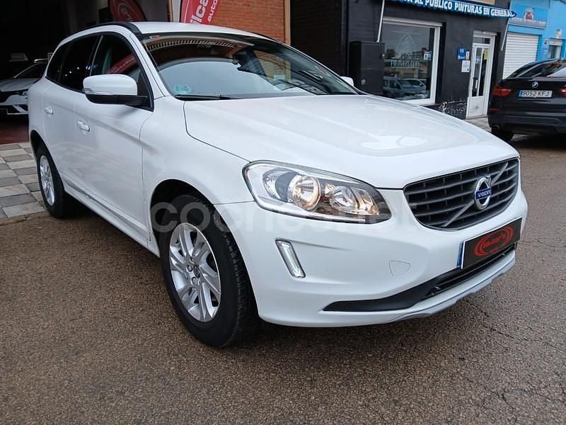 Usado Volvo XC60 Kinetic 150 CV (110 kW) 2017 Blanco SUV