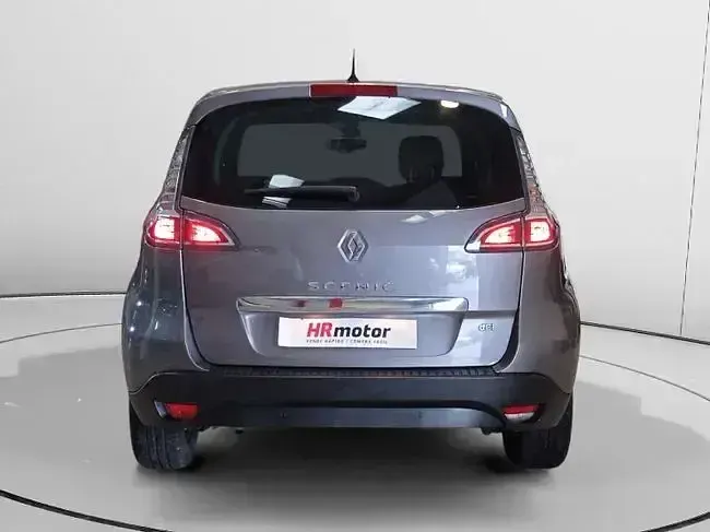 Usado Renault Mégane Business 131 CV (96 kW) 2016 Gris