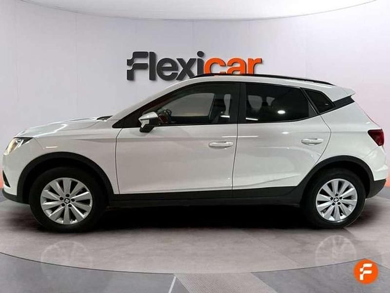 Usado Seat Arona Ecomotive 95 CV (69 kW) 2018 Blanco SUV