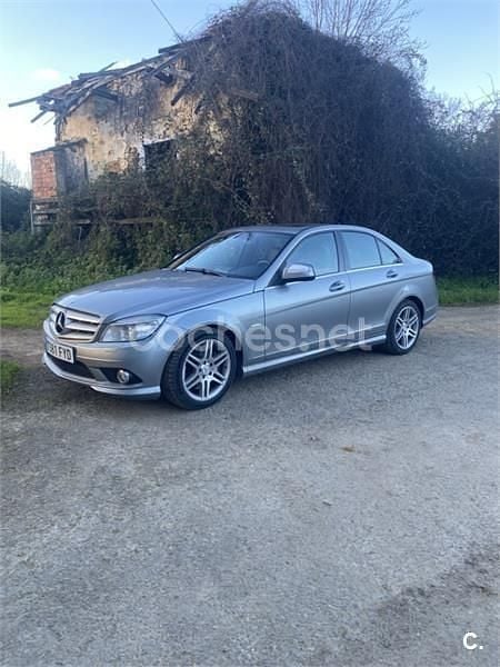 Usado Mercedes C350 Avantgarde 272 CV (200 kW) 2007 Gris / plata Berlina