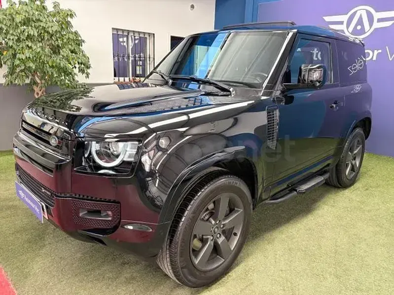 Usado Land Rover Defender SE 400 CV (294 kW) 2022 Negro SUV